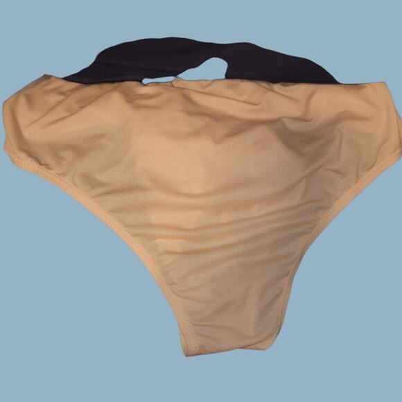 Beach Cabana One Piece Swimsuit - Picture 4 of 5